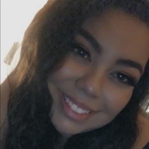 Meet your Posher, Iselina